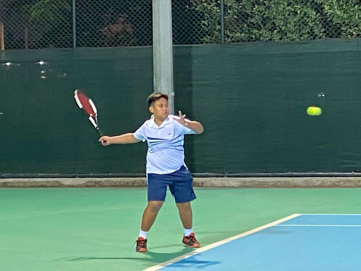 JoshLovestone's tweet photo. Congratulations to Kyle for winning the Macao Junior Tennis Open 🎾. Your dedication, hard work, and humble approach to success is a joy to watch. #TISMacao #Ace #hardworkpaysoff https://t.co/eSyoRjhX2o