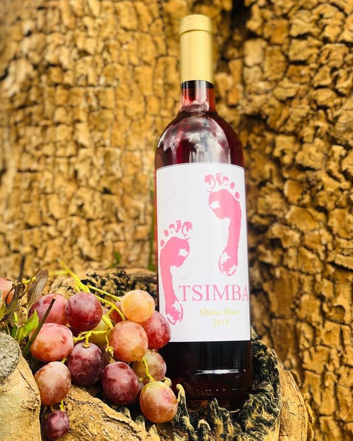 RwendoWines's tweet photo. “There comes a time in the day that no matter the question" . The answer is #Wine. https://t.co/RkPaa4qH7k