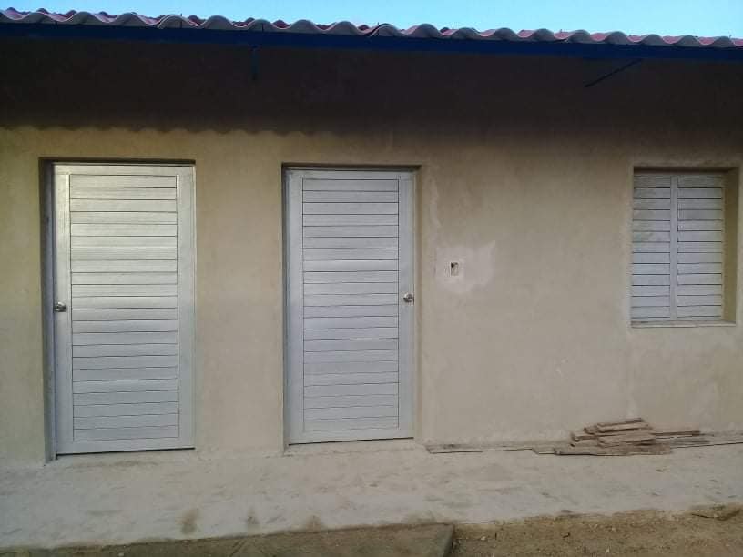 <a href="/elsa_ena/">Ena Elsa Velázquez Cobiella</a> <a href="/DrRobertoMOjeda/">Dr. Roberto Morales Ojeda</a> Nuestro gobierno a pesar del injusto y cruel #Bloqueo garantiza que las instituciones educativas mejoren sus condiciones ,IPU Capitán San Luis #Jaruco #OrgullosaDeSerCubana #Cuba #SomosContinuidad <a href="/DarvelisCarrac3/">Darvelis Carracedo</a> <a href="/dailiana_d/">Dailiana Delisle Bell</a>