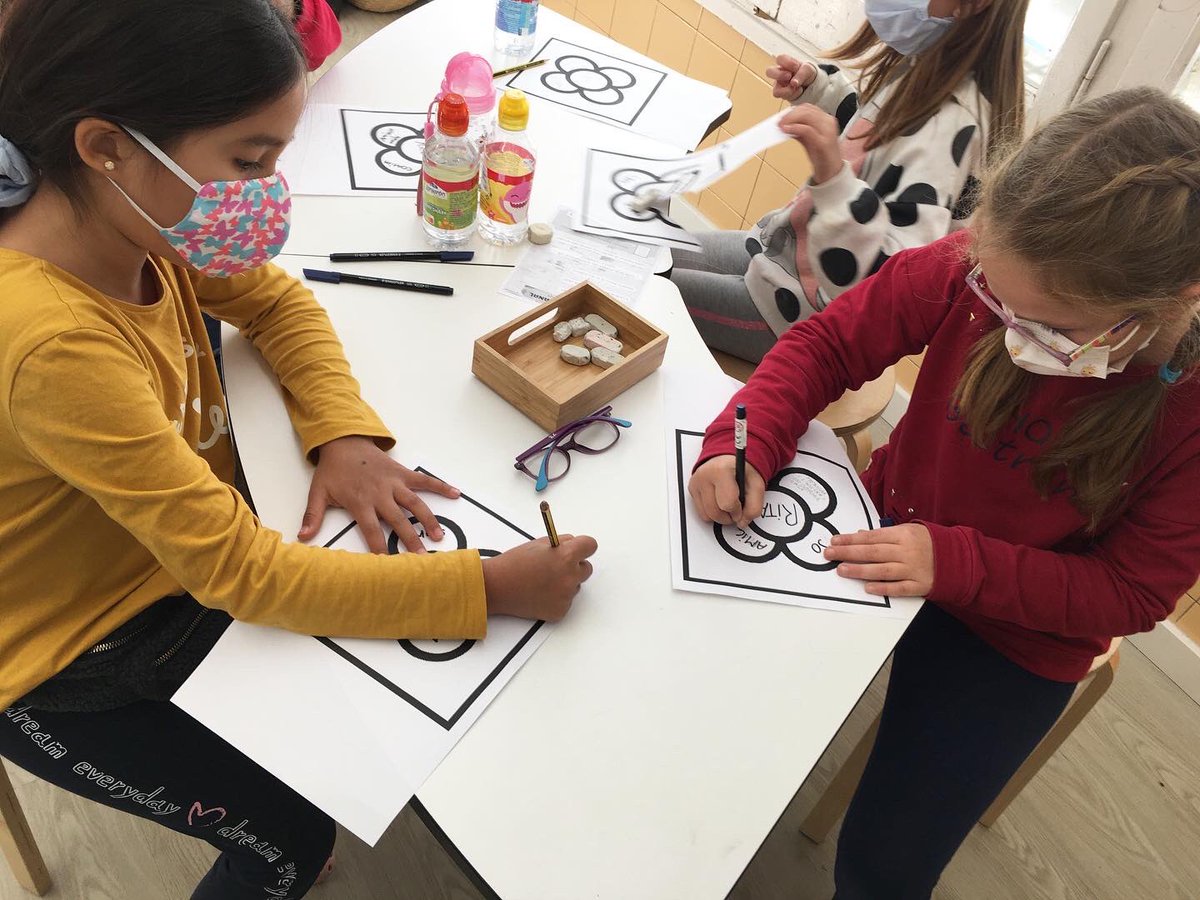 Escola Octavio Paz tweet media