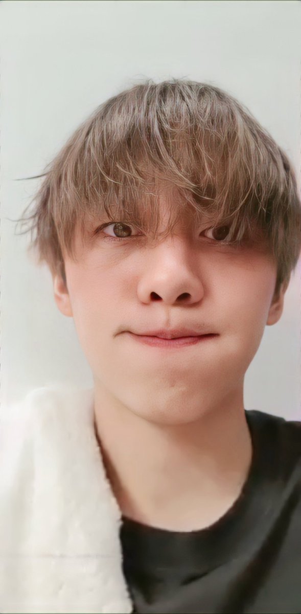 marksiwatpics's tweet photo. Baby❤😭

#MarkSiwat
#หัวใจศิวัช https://t.co/x9qZ8UXPif