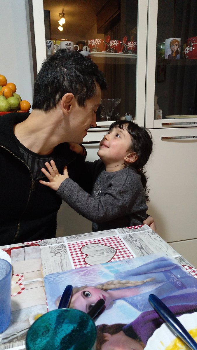Fas_04's tweet photo. Grande amore ♥️ #papone #dadlove #daughterlove https://t.co/Jkn20dHzwE