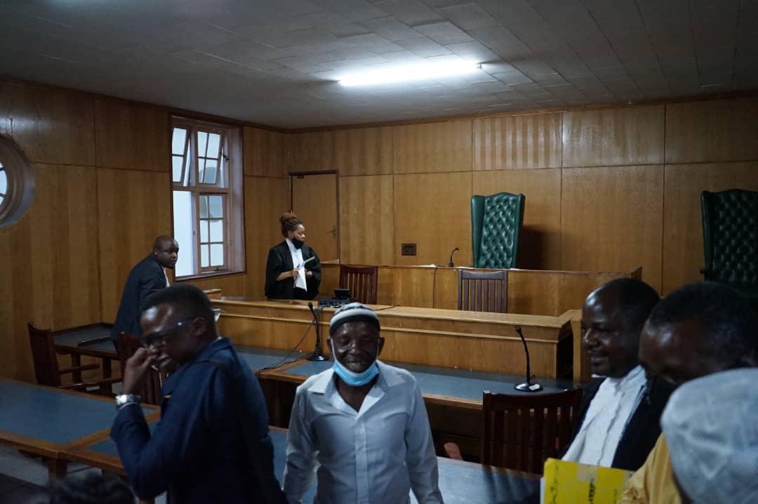 ZBCNewsonline's tweet photo. High Court judge Justice Pisirai Kwenda has deferred the ruling on the dispute between the late socialite Michelle “Moana” Amuli’s parents over her burial to Wednesday after an urgent chamber application by the deceased's mother to nullify a burial order issued last week. https://t.co/23UJ8pq18N