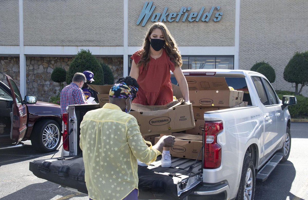 AlabamaRetail's tweet photo. It’s a double #MemberMonday! In Anniston, Wakefield's Dept. Store and Lucy's Toys talk with The Anniston Star about holiday shopping amid #COVID19.
Read this and other #MemberNews at https://t.co/xriAJYMLOa
Photo: @AnnistonStar
#ShopAlabama #KeepAlabamaOpen #KeepTheCheerHere https://t.co/eh9bo8iDki