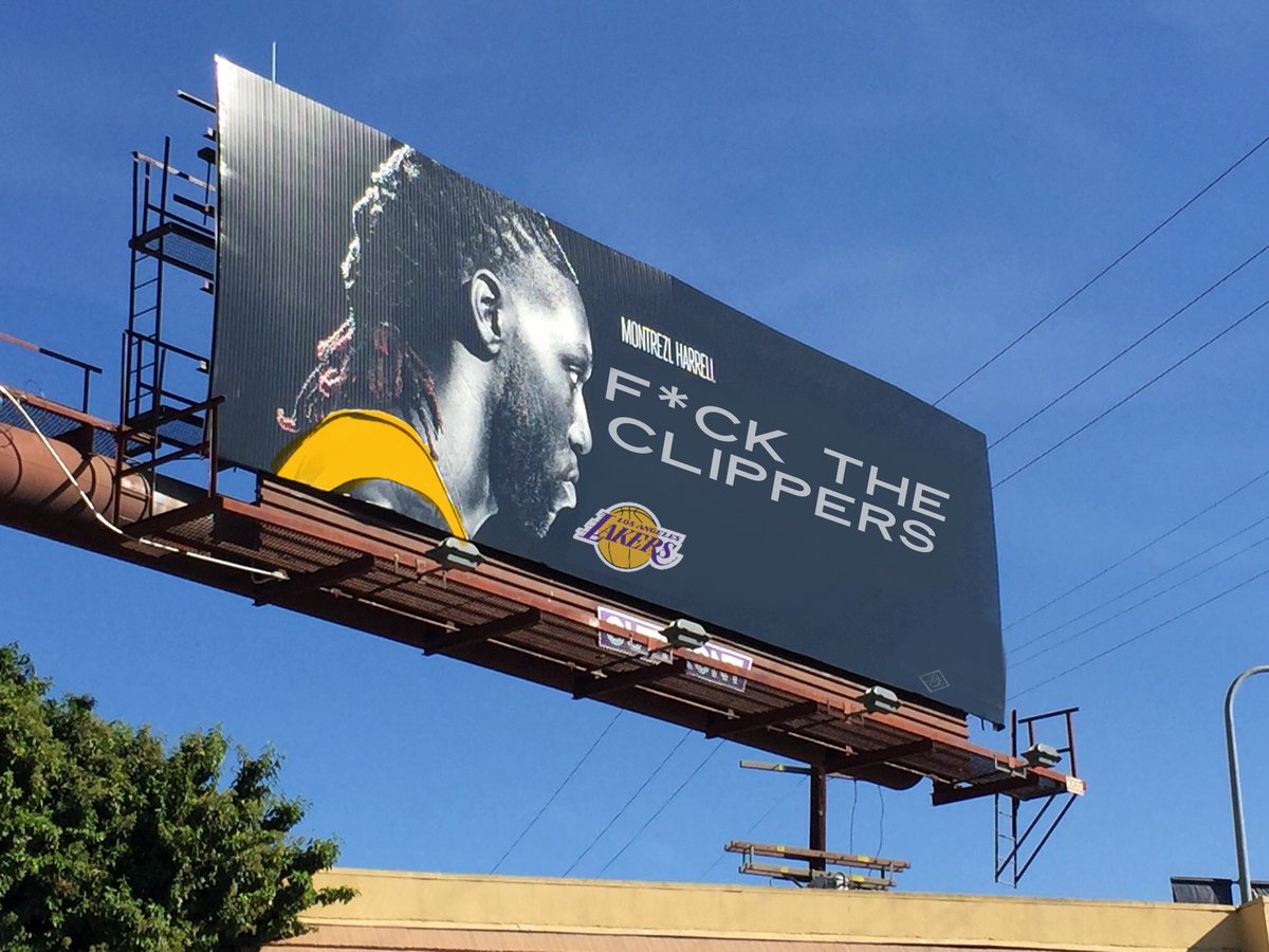 Im amazed at how fast these billboards come up https://t.co/fSgtJwM8Qn