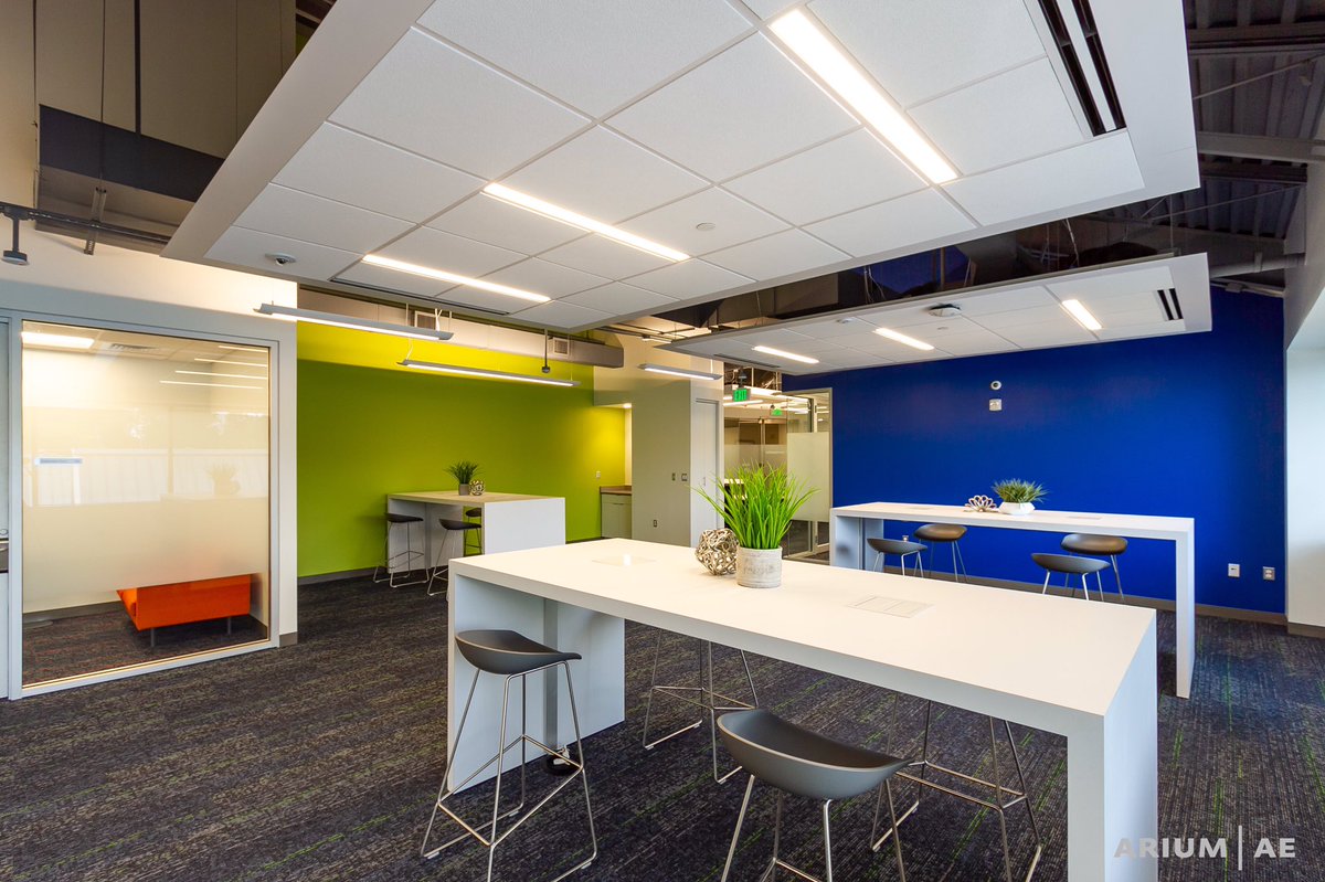 AriumAE's tweet photo. Clean lines, integrated design elements and striking pops of color. Arium AE making space well since 1988. #AriumAE #AriumAdvantage #Architecture #Engineering #Interiors #Finishes #Office #Reception #BreakRoom #Colors #CeilingDesign #ConferenceRoom #LinearLights #Acoustics https://t.co/zktiEjxs4f