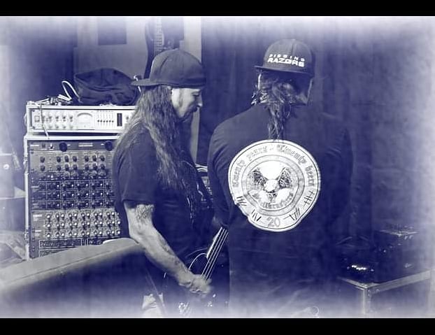 PISSINGRAZORS's tweet photo. We're in the home stretch of recording because now we're ready for the BASS! It's GEO time! #pissingrazors #razornation #eulogydeathmarch #razorrecords 
Photos by Jamz Rockmoore, Strange Daze Productions https://t.co/4k5va5D6Gq