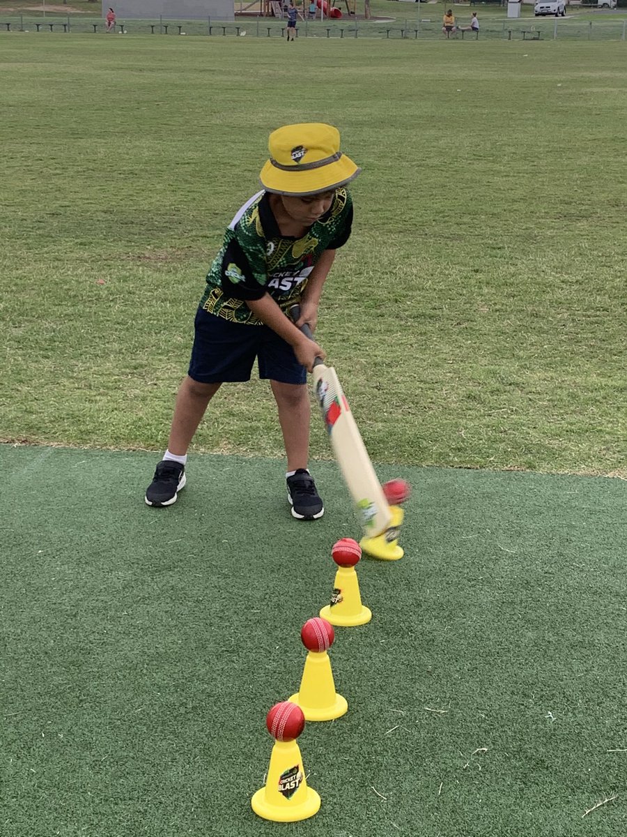 mareeknight79's tweet photo. A great afternoon at the @wsccplovers Junior Blasters. Lots of fun and laughter as we practiced our batting and running between the wicket today. Thanks to @Fishy216 for dropping in 🏏 https://t.co/Ls8ojmOORm