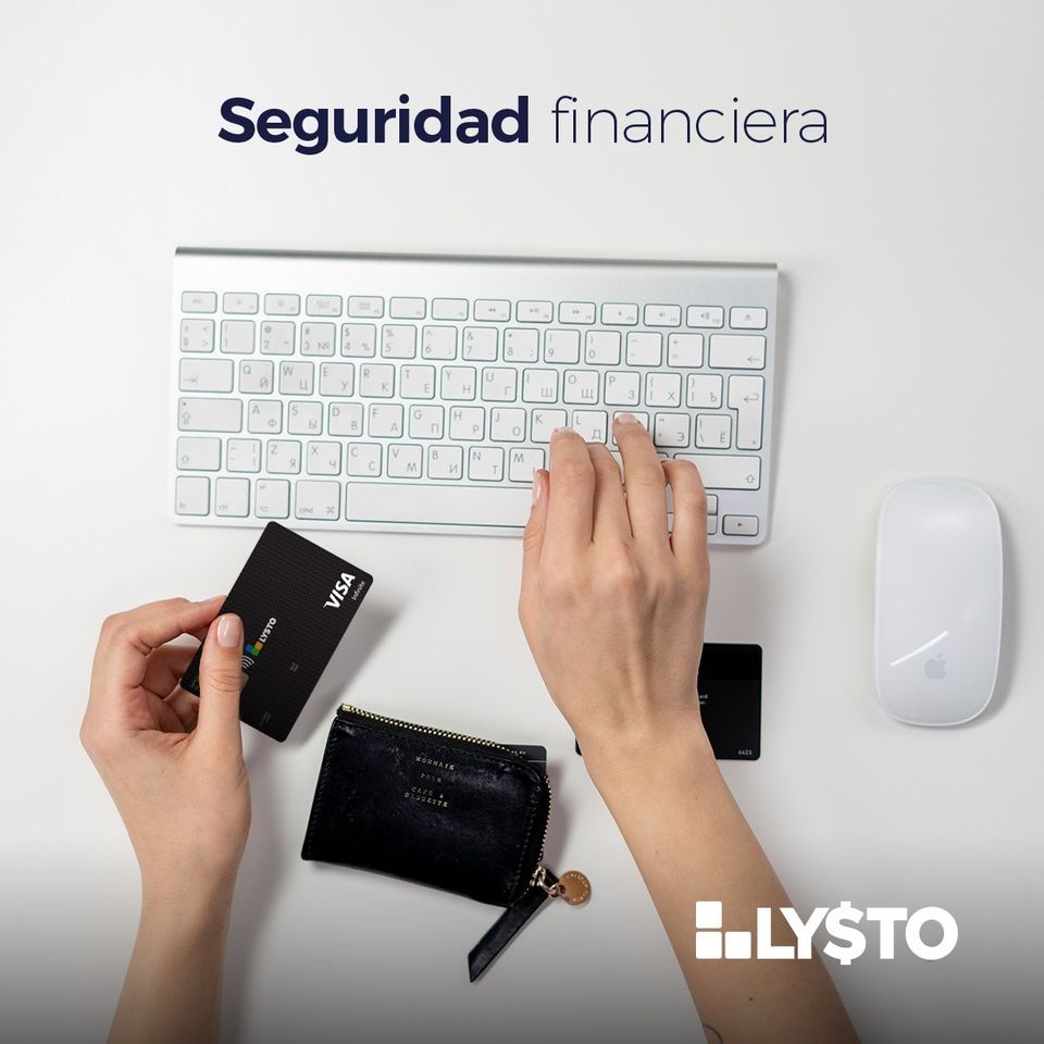 LystoCard's tweet photo. Siempre que comprés en línea, es importante que estés atento y conozcas los “ciberriesgos”. Evitá ser victima, prestá atención antes de poner los datos de tu tarjeta. ¡En Lysto te apoyamos!
Solicitá tu tarjeta aquí WhatsApp: +506 7014-3770. https://t.co/XQqHX9qCrH