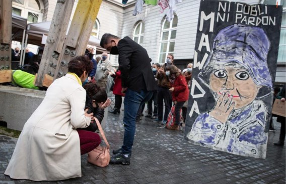 Politieagent: ‘Ik ben kapot van de dood van Mawda' De agent die de dood van Mawda veroorzaakte, houdt vol dat het om een tragisch ongeval gaat.