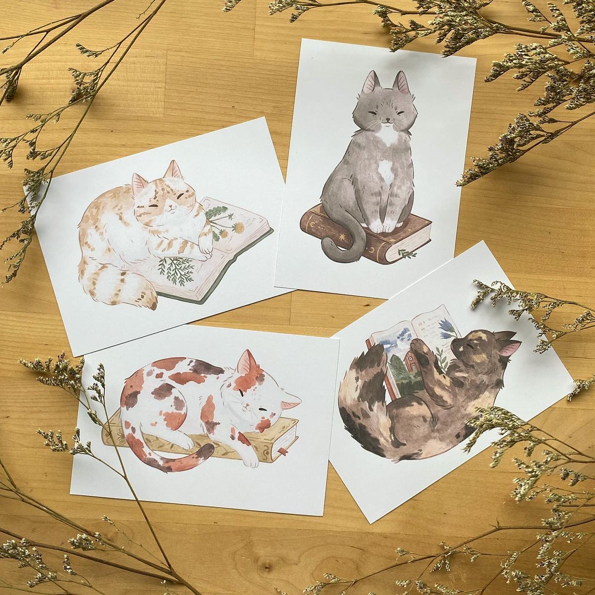 Added some new prints to my shop🧡🐈 