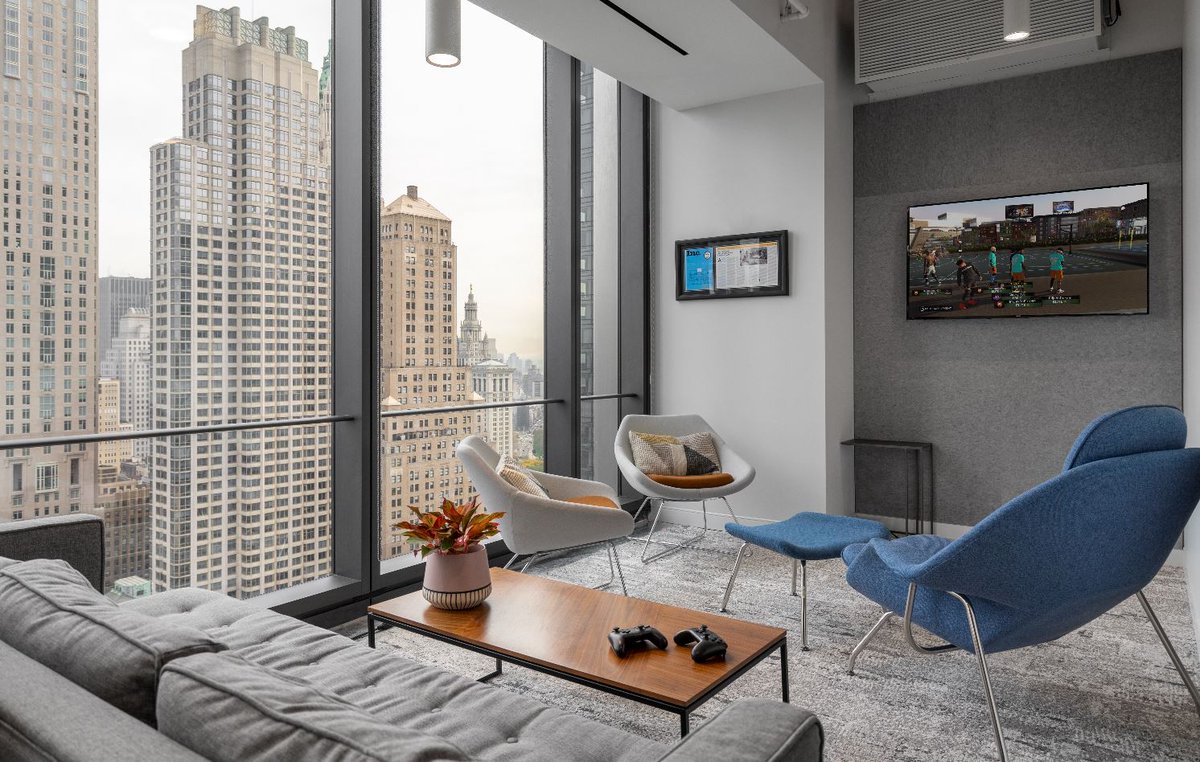 4WTC's tweet photo. When it comes to amazing views, cool vibes, and modern amenities; we'd say the folks over at @Asana really know how to turn a workplace into a sweet NYC hangout!

Click through to see a few pictures of their office digs. https://t.co/Pw9oagDcbu