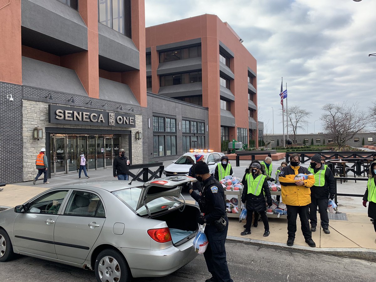 RepTimKennedy's tweet photo. An inspiring sight over at Seneca One today - 500 turkeys given out to WNY families in need, thanks to @douglasdevdc @MandT_Bank @buffalopba @BPDAlerts with help from @forty3north and @BPeacemakers. https://t.co/V1zDLJ26Zg