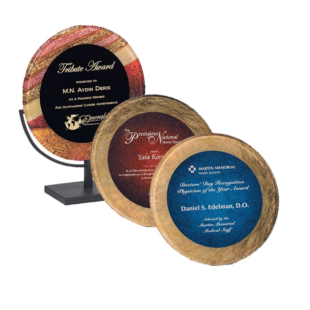 VictoryChicago's tweet photo. If you love our Focus Series, make sure you check out our multi-dimensional round acrylic awards. https://t.co/JbIGzWiQMq