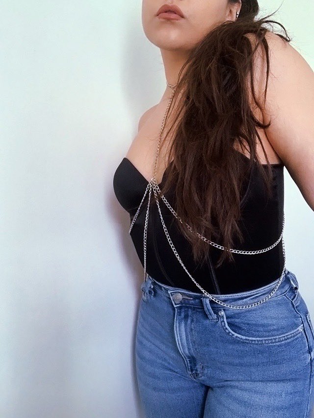 anghellllic's tweet photo. ⛓ the saint body chain ⛓

》https://t.co/oSbViTbqWe https://t.co/e9bbUtTkJ6