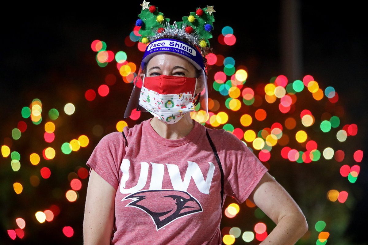uiwcardinals's tweet photo. We had such a blast at Light the Way this weekend, and it wouldn't have been possible without our AMAZING employees, volunteers and performers! Thank you to these wonderful individuals for sharing the Christmas spirit with our UIW family and guests! #LTW2020 https://t.co/TjQIVtqihd