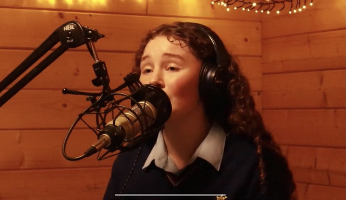 ciaranreade's tweet photo. Performance 1 of 3 as part of our #VirtualBusking in aid of local @SVP_Ireland now live https://t.co/KeD3Y7yhz7! Pls donate via: https://t.co/d37u693vlQ if you can & spread the word! Enjoy 🎧🎤🎹🎶@stjosephsrush @Young_SVP @RushTourism @HelenORahilly #STJsings4SVP https://t.co/mWgk8HAWsk