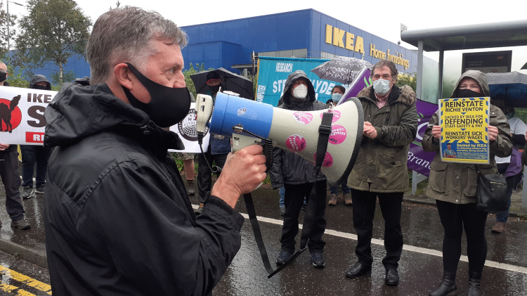 ssv_voice's tweet photo. Fresh from the successful @ReinstateRV campaign that defeated #IKEA, #USDAW NEC member RICHIE VENTON is to speak at the Voice Forum on "From Crisis to Change" on 30 Nov 👏

👇 Sign up and share now:

https://t.co/uxQrSZmWy8 https://t.co/9JmfmJCvqU