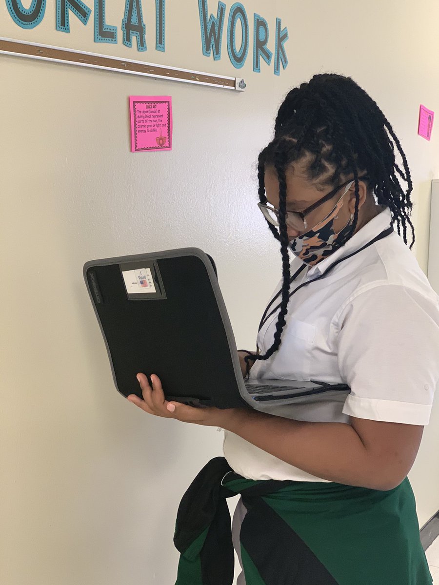 mrsahowell3's tweet photo. Face to face @Clarkshaweagles students got up and moving in the hallway to find the answers to a Diwali scavenger hunt for some cultural enrichment to end our chapter on India before break! @empowermcpss #learningleading https://t.co/iO4NahSxsE
