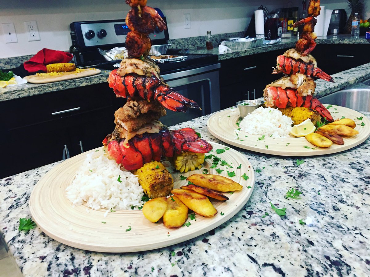 KeishaMitto's tweet photo. Seafood Tower anyone?? 🔥🌴🔥 #privatechefmiami #miamiprivatechef #ftlauderdaleprivatechef https://t.co/aTr8qNk514