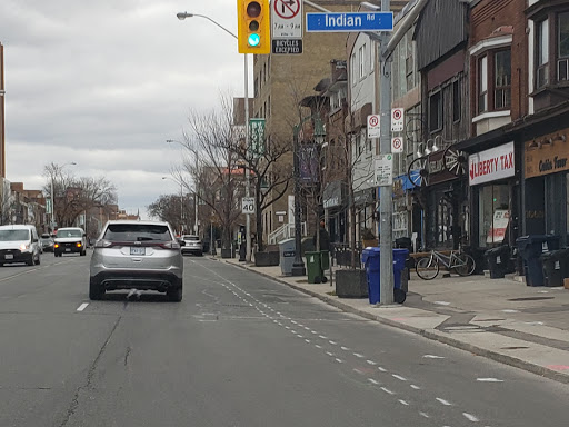 TO_Cycling_Ped's tweet photo. Pre-marks were installed last week on Bloor St W between Indian Rd and Dundas St. Install was set to start today, but is delayed due to weather. Hoping for better install weather later in the week. Project details here: https://t.co/PQ511lYObp #biketo https://t.co/M6Jh8HxzxZ