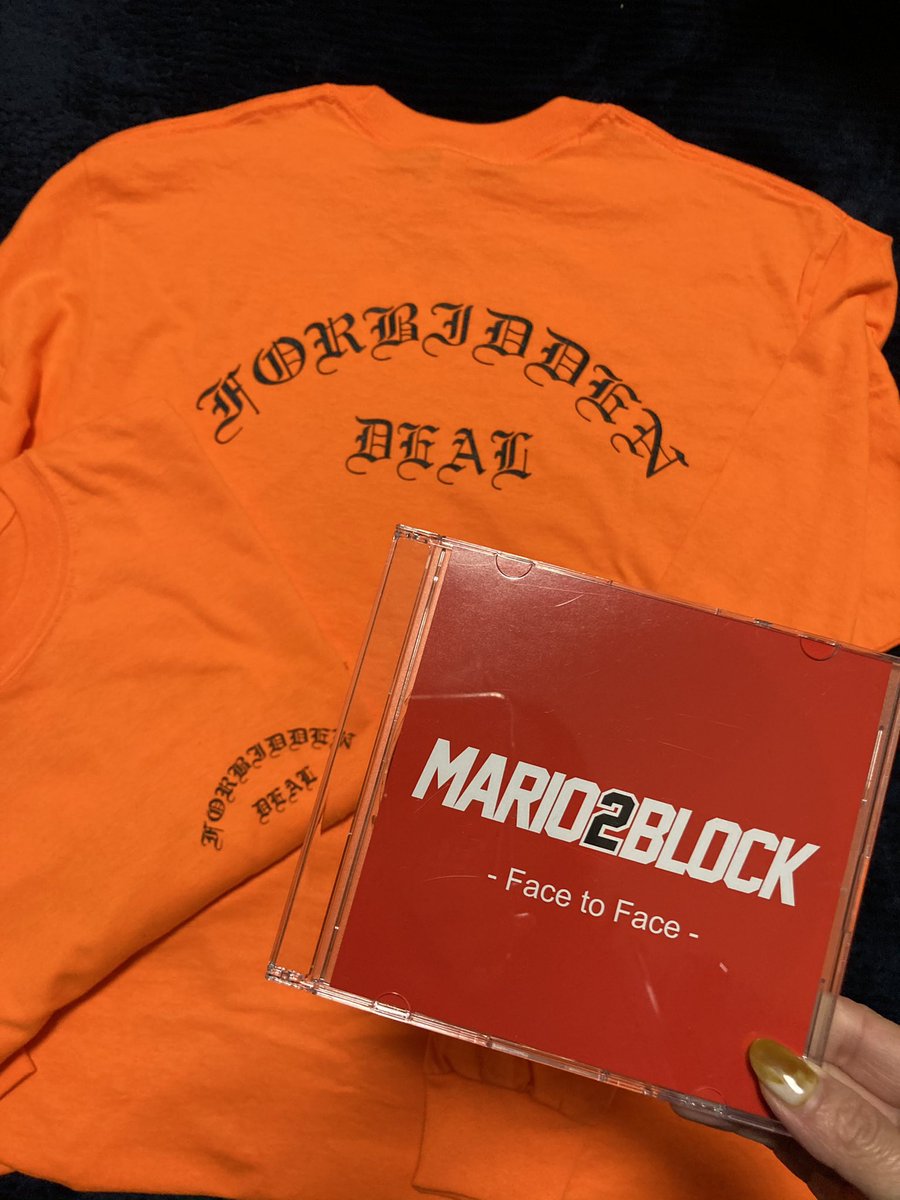 kiseki838's tweet photo. 本日は久々にANTS行ってきたん!岐阜のバンド3マンだお!!
#THRASHOUT
#FORBIDDENDEAL
#MARIO2BLOCK
マリツー初めて見たけどかっこよかったん!なのでCDゲット。FORBIDDENのロンTもゲット。(のぎくんとオソロ)
ラの後のラをしばき、早速着て寝る人の図。
やっぱりハコ最高!!!
#2020年26本目
#ANTS https://t.co/uQa4R5wHga
