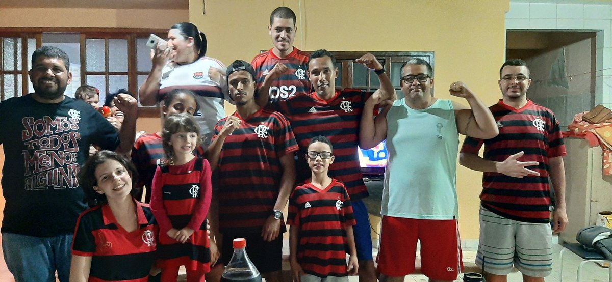 vinicius_priori's tweet photo. #GloriaEternaRubroNegra
#01ano #Flamengo #libertadores2019 https://t.co/ZkNwt7tiAY