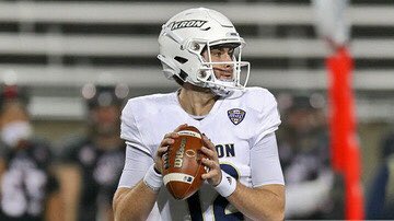 IUPCrimsonHawk's tweet photo. Our Monday #HawkProfile is transfer QB Alex Ramart of @IUPfootball 

» ⭐️⭐️⭐️ member of Akron’s 2017 signing class
» First career TD pass came against Northern Illinois in 2018
» Texas Class 5A Offensive POY as a senior at Richmond HS

🔗 https://t.co/Tdzweazzgq

#TalonsUp https://t.co/UDzmmVxYMa