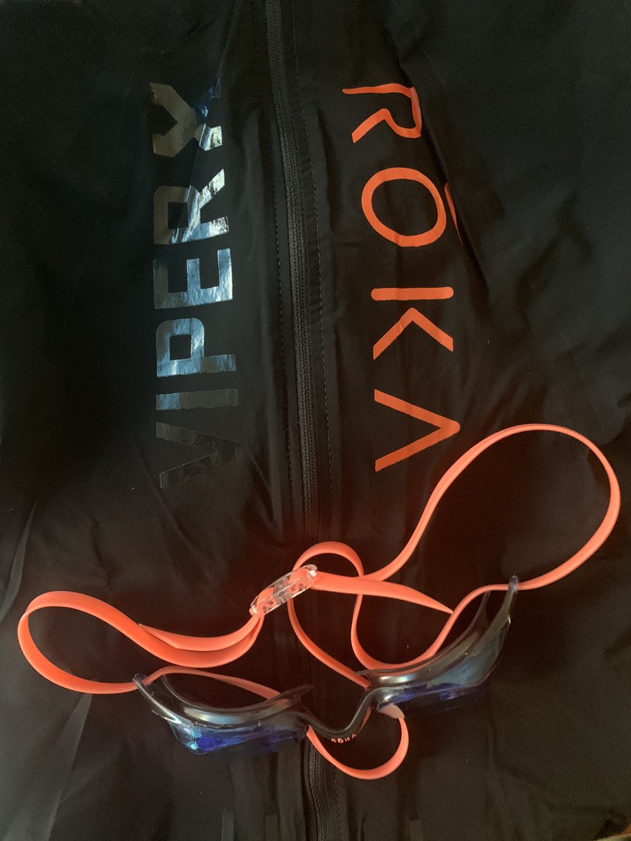 RoyLUFC's tweet photo. Thanks @rokasports a Superfast delivery of my #BlackFriday2020 A present to me, lots of love from me 😜
Just in case there is any racing in 2021🙏🏻
#roka #triathlon #tribrun #swimskin #teamtribrun #swim https://t.co/6c78lS0XRm
