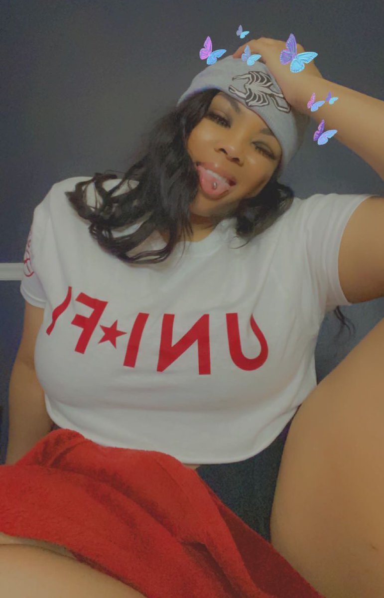ShopUniFi's tweet photo. Meet the COO of @ShopUniFi  ❤️Thank you !! All for the support thus far 💕❤️💯💎 I only need 25 more orders to meet my goal for the year ❤️✨✨✨✨🥴 Please RT, SHARE , and Purchase ❤️💕🥰 https://t.co/dwQf7A2aKv