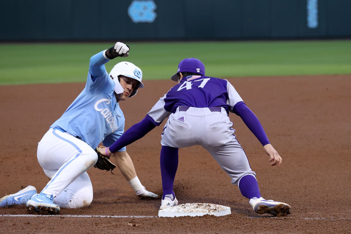 Baseball America (@baseballamerica) on Twitter photo It's been a transformational offseason for <a href="/DiamondHeels/">Carolina Baseball</a>.
So what can we expect from North Carolina in 2021 under Scott Forbes after it added yet another top-20 recruiting class?
Five questions: buff.ly/3fqlwtZ It's been a transformational offseason for <a href="/DiamondHeels/">Carolina Baseball</a>.
So what can we expect from North Carolina in 2021 under Scott Forbes after it added yet another top-20 recruiting class?
Five questions: buff.ly/3fqlwtZ