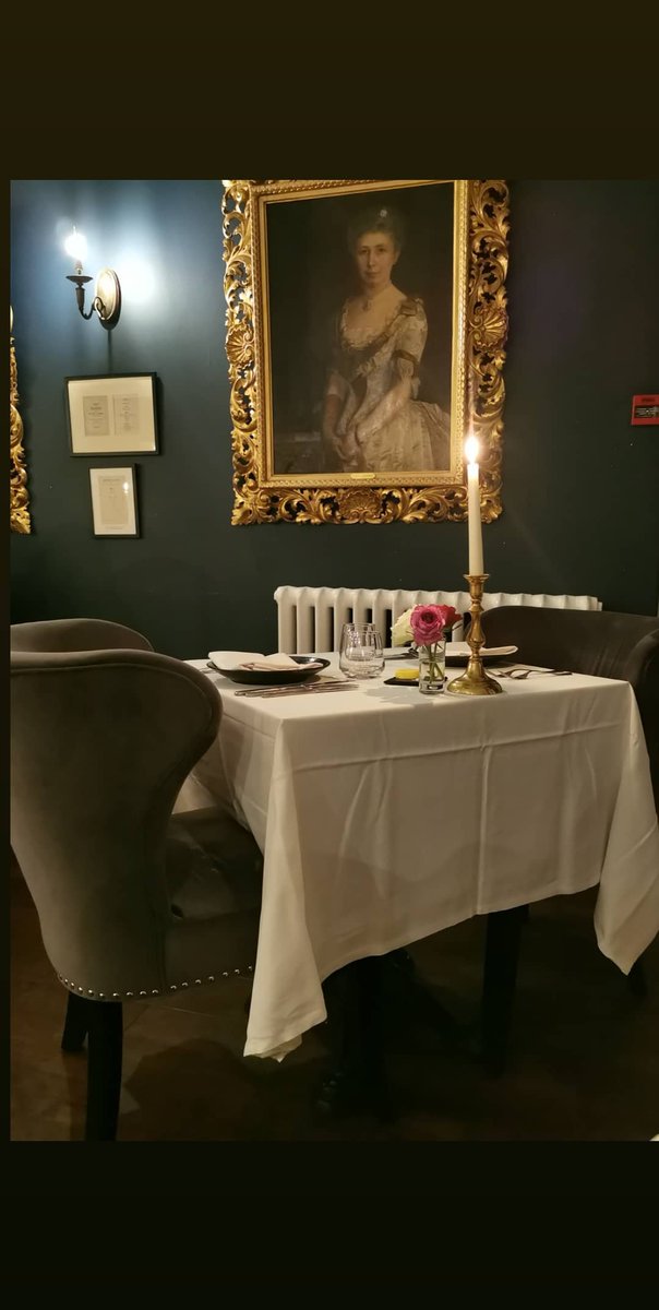 Table for 2 <a href="/PlasDinas/">Plas Dinas Country House</a>