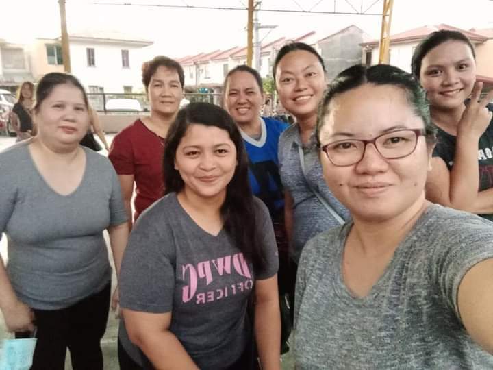 2010_Serenity's tweet image. Woodlaner zumbabells! #makingconnection