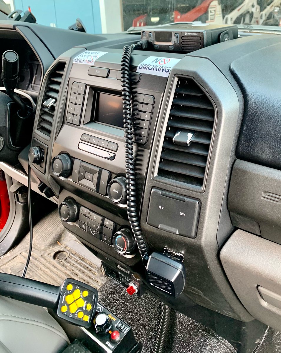 ALLCOMMTech's tweet photo. Completed install of a CM200D for the city of Everett City services. This commercial series digital radio delivers the performance the customer demands. #communication #publicservice #digitalradio #vehicleinstall https://t.co/UIYtGAXDau