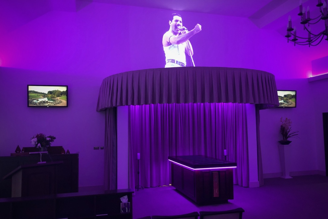 lighting_people's tweet photo. We have a new project uploaded to our website, click here to take a peek! https://t.co/GXbmVooGEO #lighting #Crematoria #projection #colourchange https://t.co/2EX1QlUIv4