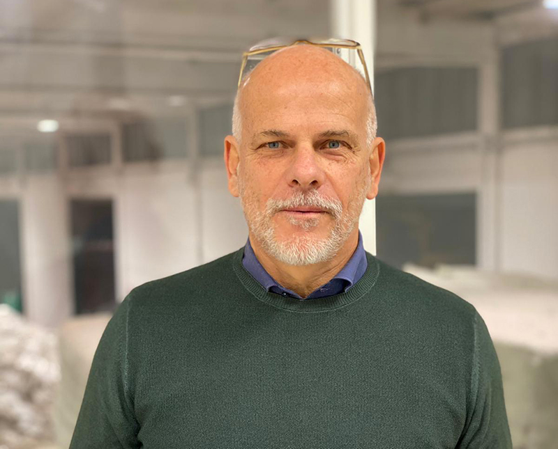 unicircular's tweet photo. #EconomiaCircolare "Chiediamo alla politica di accompagnare, particolarmente in questo momento storico, le imprese di questo settore sostenendo i loro investimenti in impianti e innovazione" -  Paolo Barberi, il nuovo Presidente di #FISEUnicircular.
https://t.co/hb3XBW3xpD https://t.co/n2FqRDaiW3