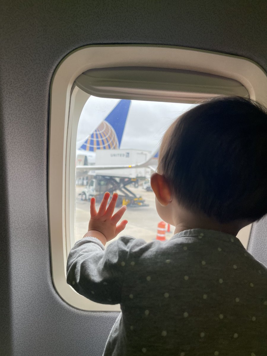 doubleminht's tweet photo. Our baby girl’s first international flight on @United! AUS->IAH->SJO

#Premier1K #BabiesWhoFly #UnitedAirlines #CostaRica #HappyThanksgiving #StaySafe https://t.co/QJuG20o0nq