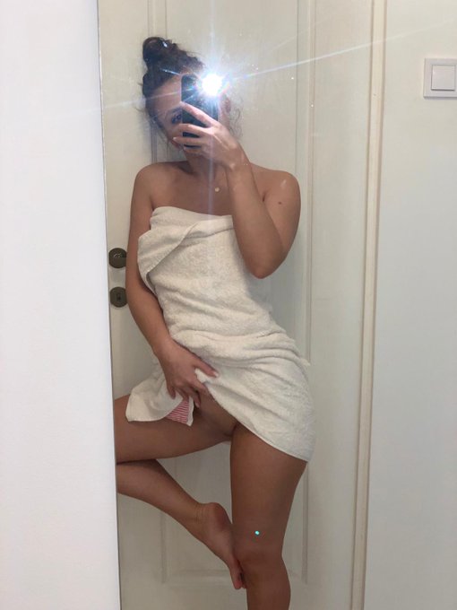 Guys i am online. I am very hornny need a bad boy for play :D  https://t.co/fMcRdVyf9n  MORE VIDEOS AND