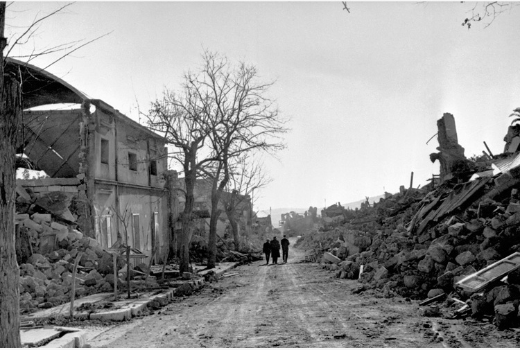 ilCiriaco's tweet photo. #Irpinia Terremoto Irpinia, Architetti: “manca ancora messa in sicurezza di territorio e patrimonio abitativo” https://t.co/elpmDDO6JP https://t.co/kDYhbp3QYo