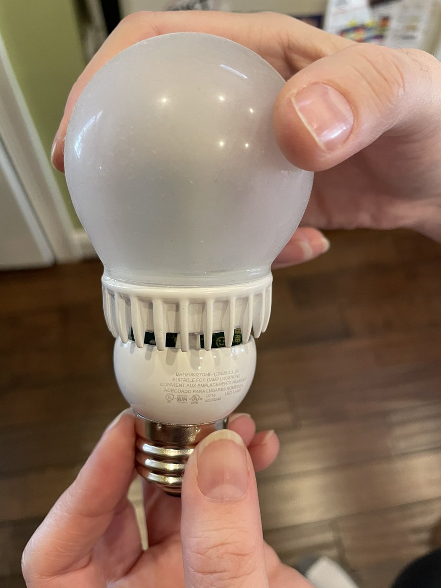 YLara1's tweet photo. Energy efficiency bulbs are also pillow fight proof. #energyefficiency #impactproof bulbs! https://t.co/xzNAyKVfR6