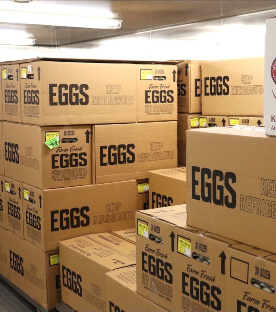 zonkezakhe_M's tweet photo. I would like to thank @startupafrimag for highliting @SheBlackPrinces. They now supply @brandsofafrika with fresh eggs. We are happy with their service &amp; products as we look forward to ordering more eggs from them. #MadeInAfrica #BrandsOfAfrika 
#BlackFridayDeals #BlackFriday2020 https://t.co/qEN4DEhTet