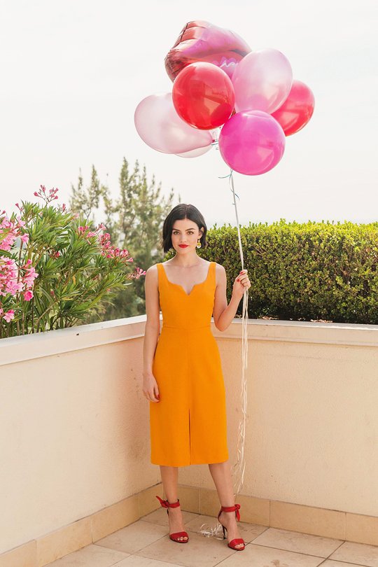 The American actress Lucy Hale😍🎈#lucyhale #prettylittleliars #ariamontgomery #katykeene #styleinspiration #outfitinspiration #orangedress #redshoes #cutegirl #summertime #outdoors #balloons
