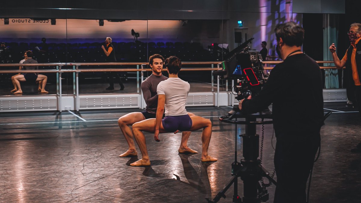 daniellejdp4's tweet photo. Some photos I took for #WorldBalletDay a few weeks ago🩰 https://t.co/opWQ09lJMG