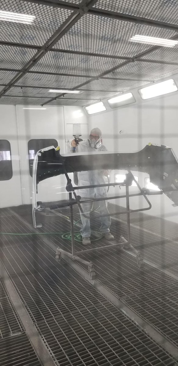Behind the scenes 📸 #AutoPainting

Our Body Shop is staffed with the most qualified technicians ready to answer your questions and address your body shop needs! Visit our website tommycarcollision.com or call us at 413.517.3855 to schedule an appointment or ask any questions!