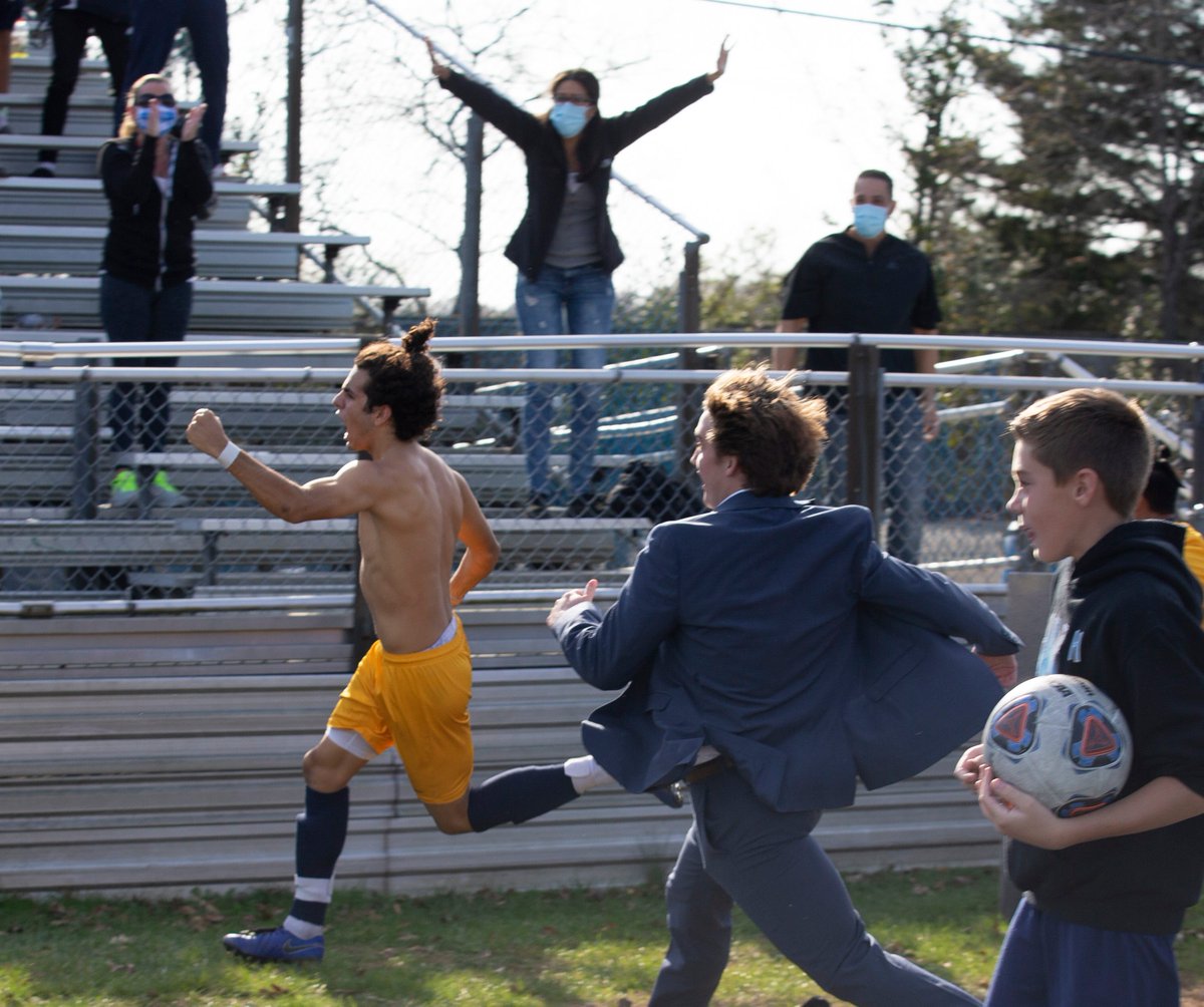 APPSportsDesk's tweet photo. The Shore Conference Boys Soccer Player of the Week poll is live. Some nominees:

Point Beach's Tanner Curtis

Manchester's Owen Edwards

Monmouth's Ryan Kuldanek

Ranney's Charlie McCann

TRN's Danny Moreno

https://t.co/o0EFgHkaOx https://t.co/RLxrLoSYWK