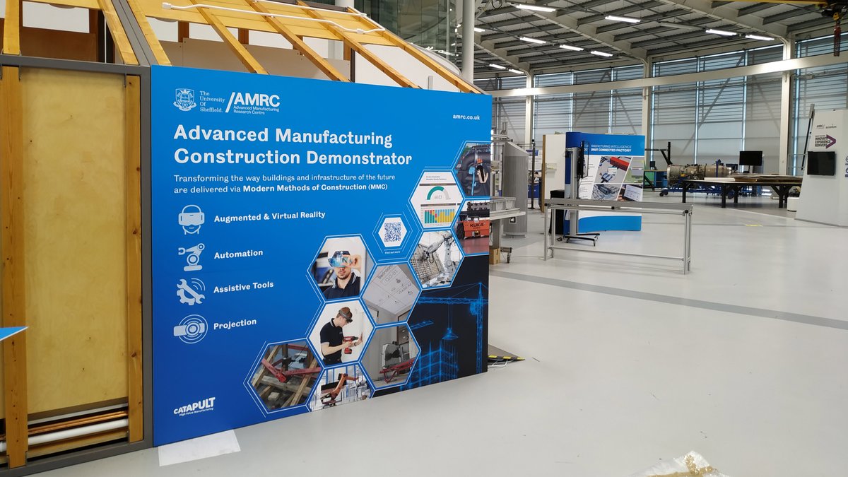 TheAMRC's tweet photo. 🏗️🧱| We've been decorating again in #Factory2050! This time it's our #AdvancedManufacturing #Construction Demonstrator. Showcasing the very best #Modern Methods of Construction (#MMC).
#WhereDigitalMeetsManufacturing
👓#AR #VR
🤖#Automation
🔧#AssistiveTools
📽️#Projection https://t.co/rWbTL4lpjd