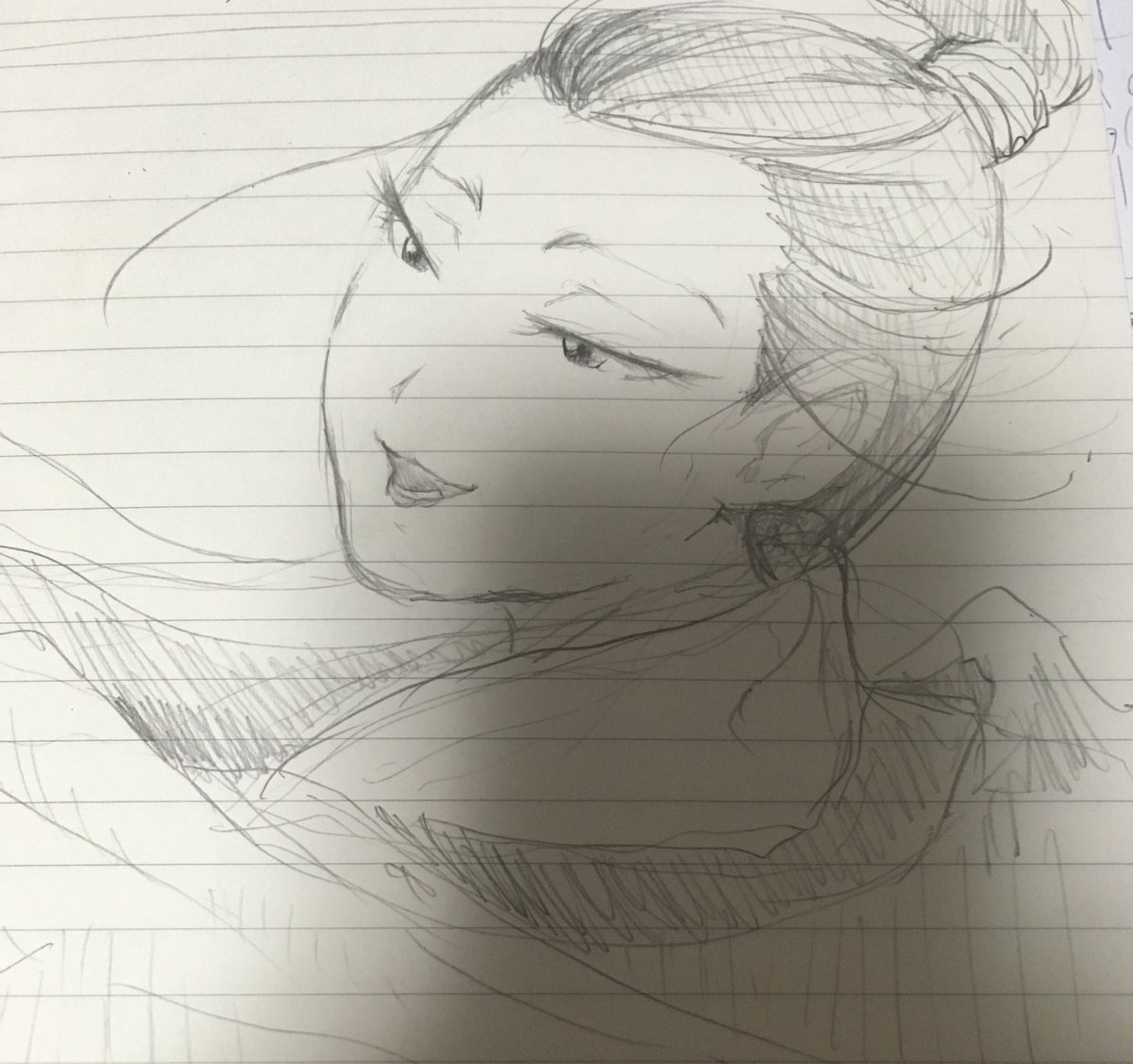 10代
まだ未亡人ではなくフクフクしている。 