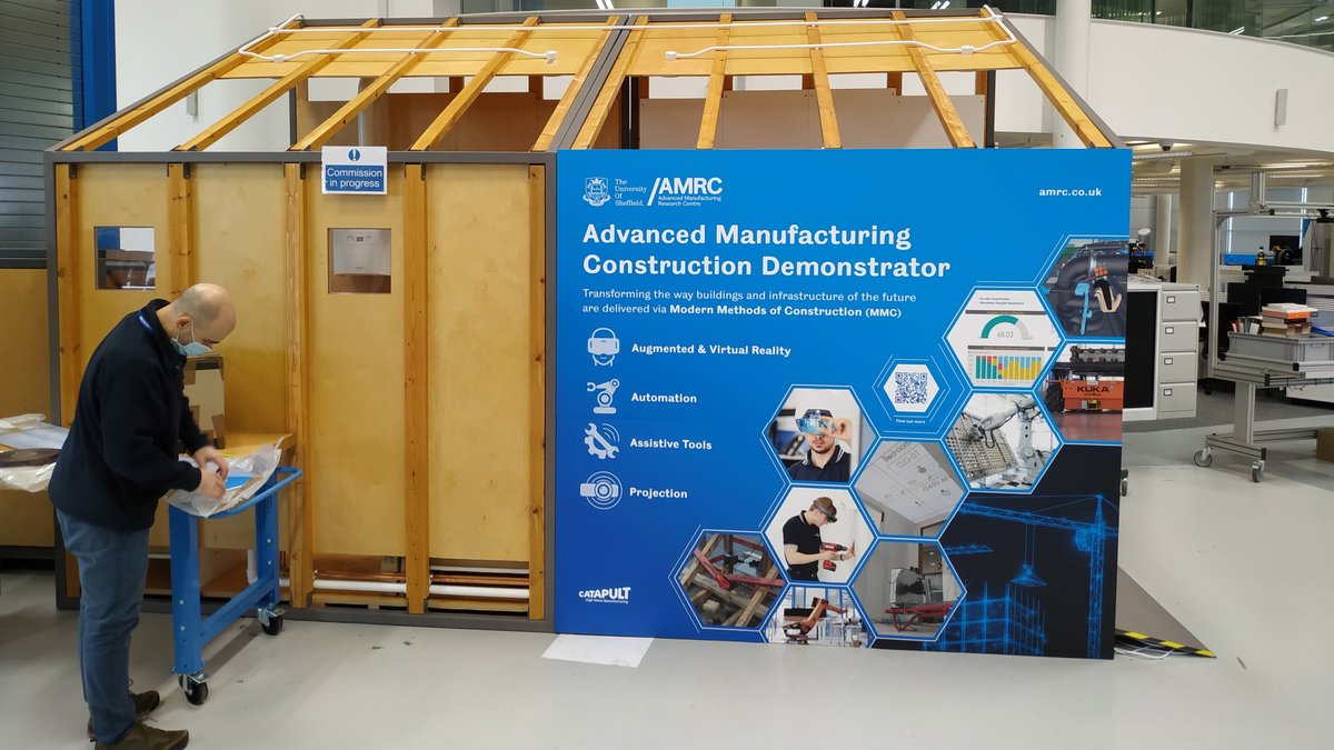 TheAMRC's tweet photo. 🏗️🧱| We've been decorating again in #Factory2050! This time it's our #AdvancedManufacturing #Construction Demonstrator. Showcasing the very best #Modern Methods of Construction (#MMC).
#WhereDigitalMeetsManufacturing
👓#AR #VR
🤖#Automation
🔧#AssistiveTools
📽️#Projection https://t.co/rWbTL4lpjd