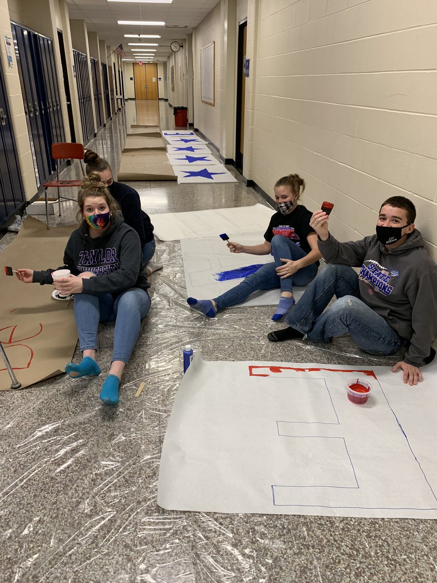 Big shoutout to our pep club for making the school look great! Go Stars! Win State! <a href="/WeBoFootball/">WeBo Football</a>