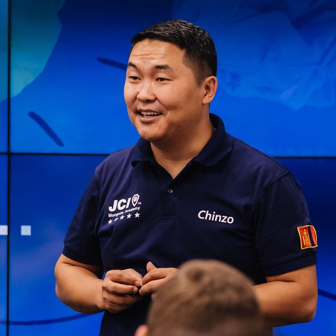 ideaplus6's tweet image. Манай дараагийн зочин Dale Carnegie Mongolia-ийн үүсгэн байгуулагч Э.Чинзориг.
Хүний хөгжил, борлуулалт, байгууллагын сургалт, харилцааны чадварууд зэрэг чиглэлээр ярилцна